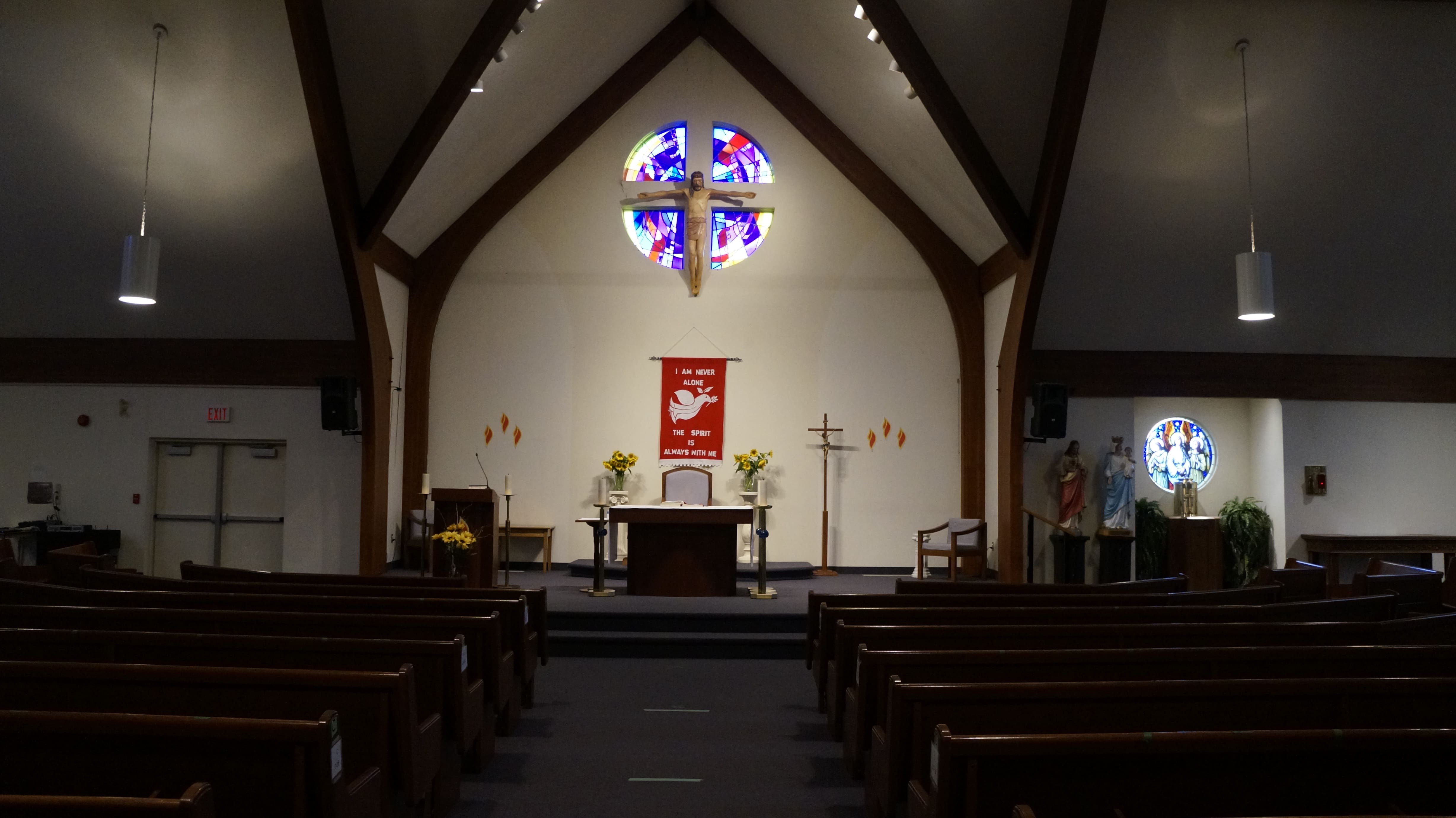 12 St._Boniface_Church_Interior_-_Zurich,_ON